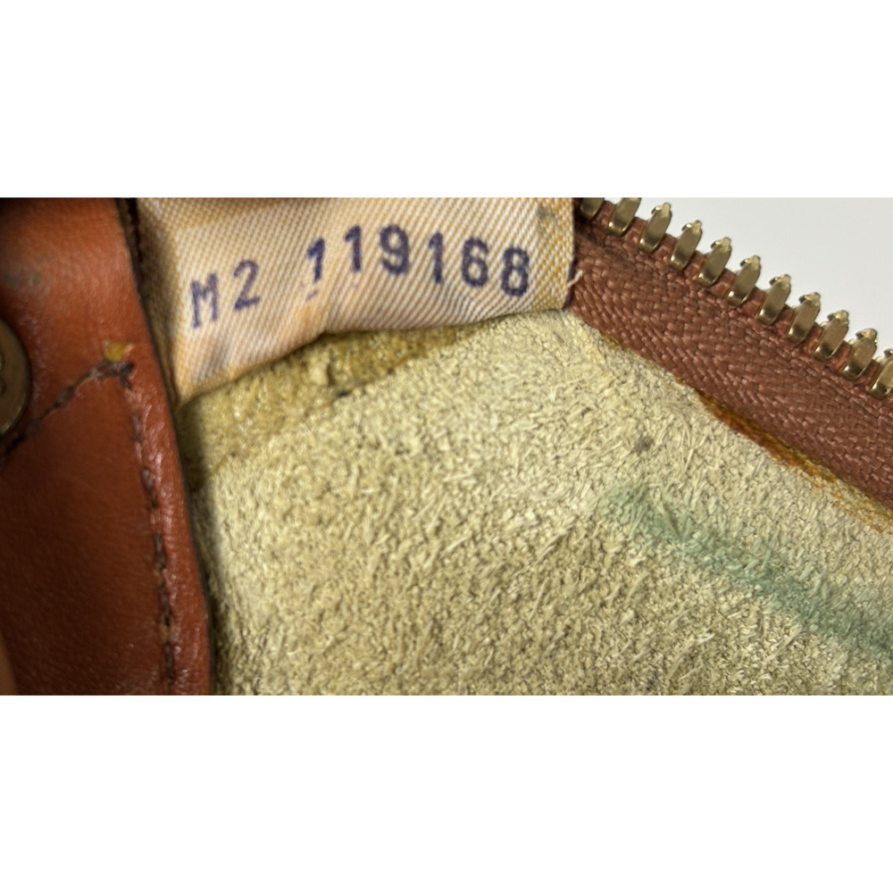 Dooney & Bourke Ivory Pebbled Leather Zipper Shoulder Bag - Picture 14 of 16